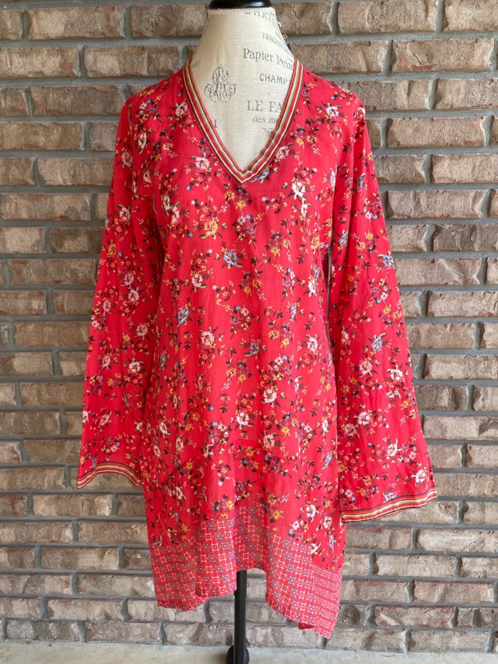 Johnny Was Red Floral V-Neck Tunic Dress with Border Print and Asymmetrical Hem.